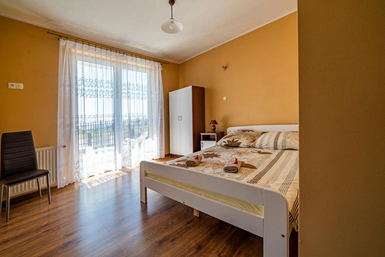 Pod Jedynkami Apartment Wladyslawowo Luaran gambar