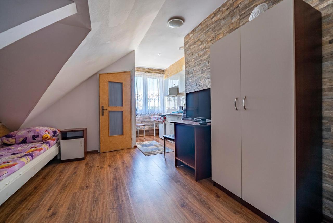 Pod Jedynkami Apartment Wladyslawowo Luaran gambar